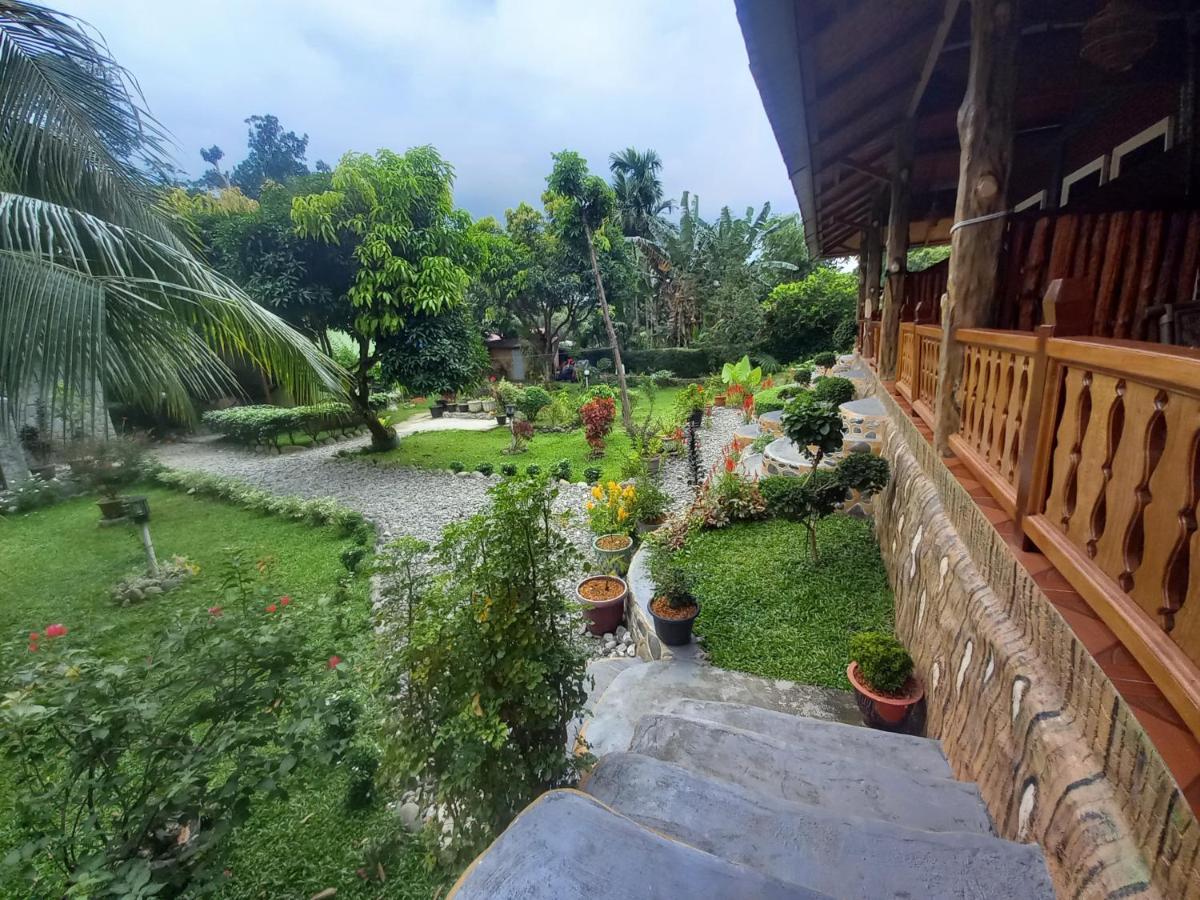 Sahnan Guest House Bukit Lawang Exteriör bild