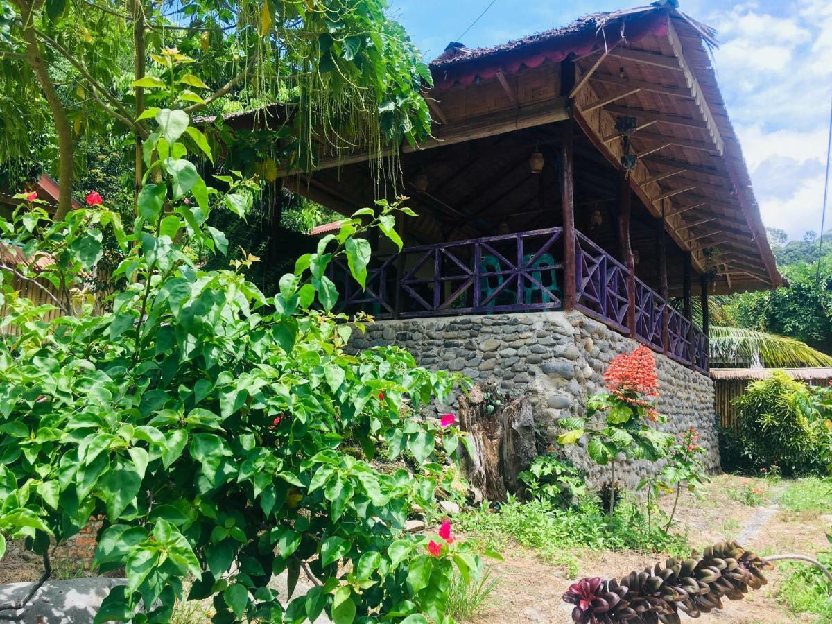 Sahnan Guest House Bukit Lawang Exteriör bild