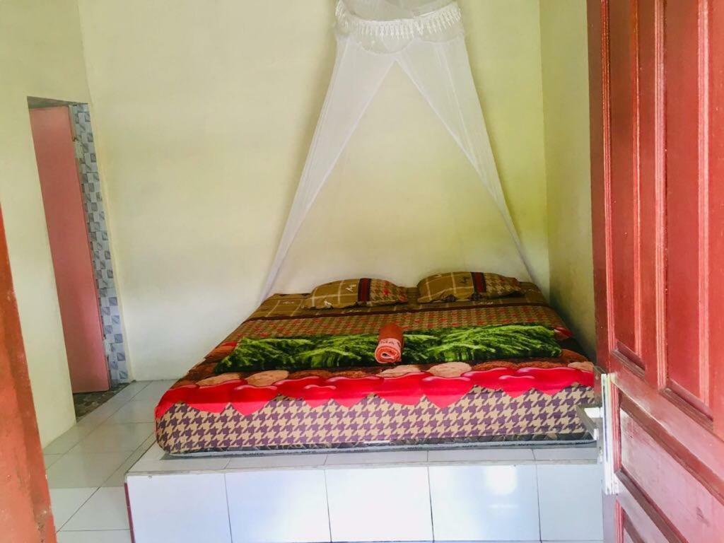 Sahnan Guest House Bukit Lawang Exteriör bild